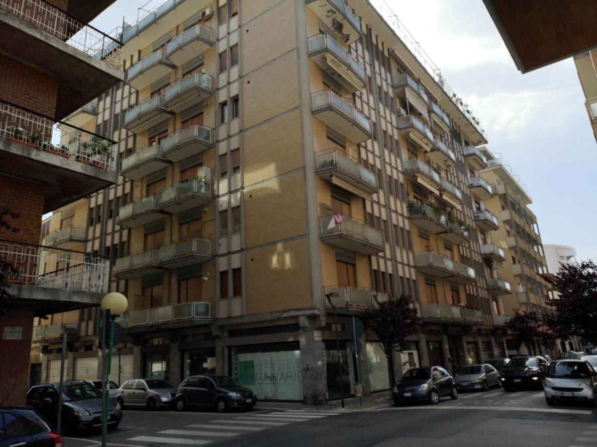Luxury Bellevue Centro Citta Apartman Pescara Kültér fotó