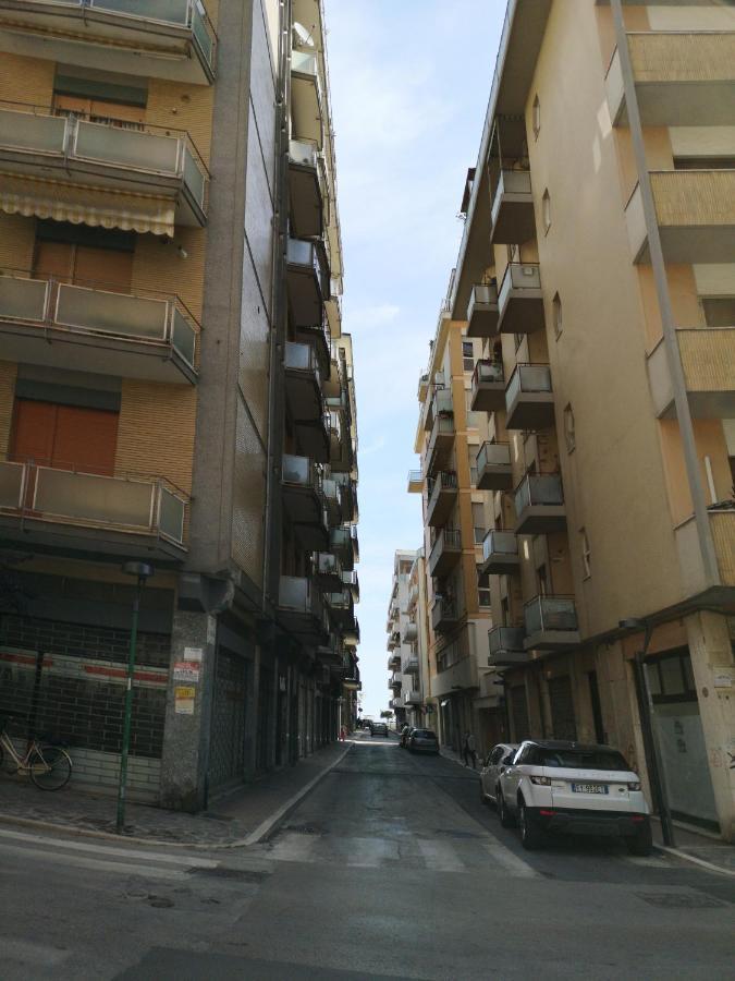 Luxury Bellevue Centro Citta Apartman Pescara Kültér fotó